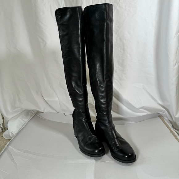 EUC Stuart Weitzman 5050 Over the Knee Boots in Black Leather - Picture 5 of 9